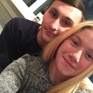 Meet your Posher, Dakota